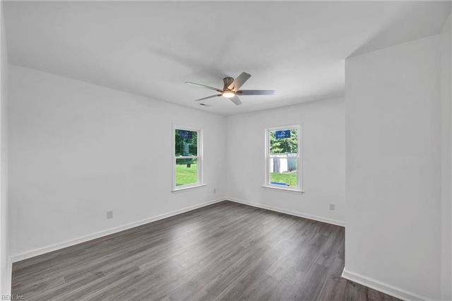 5707 Holy Neck RD, Suffolk, VA 23437