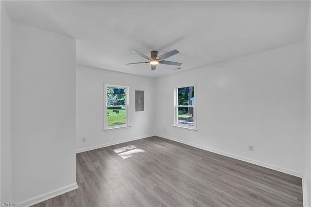 5707 Holy Neck RD, Suffolk, VA 23437