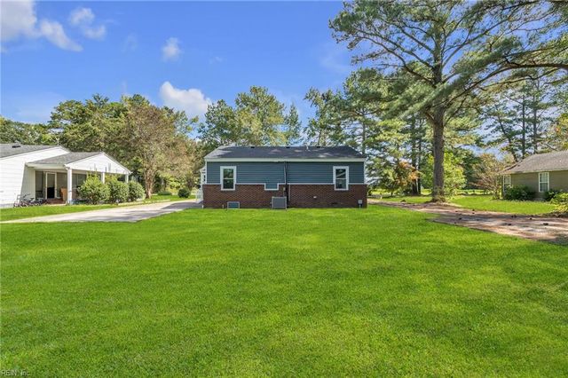 5707 Holy Neck RD, Suffolk, VA 23437