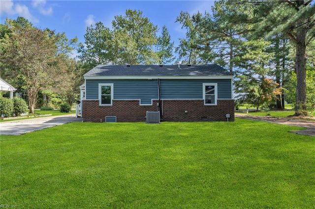 5707 Holy Neck RD, Suffolk, VA 23437