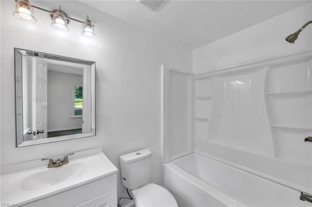 5707 Holy Neck RD, Suffolk, VA 23437