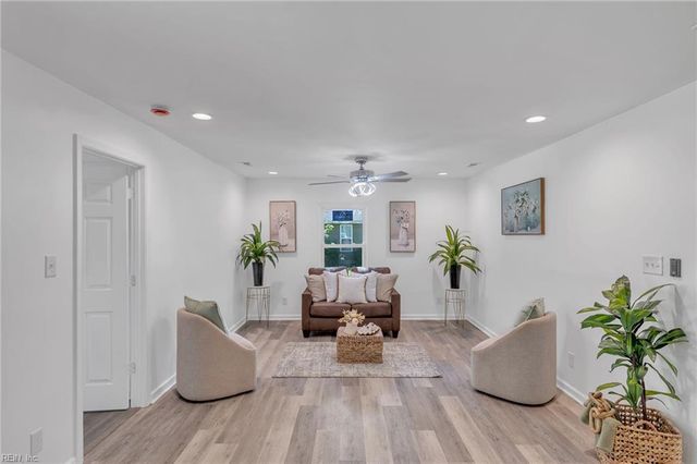 5707 Holy Neck RD, Suffolk, VA 23437