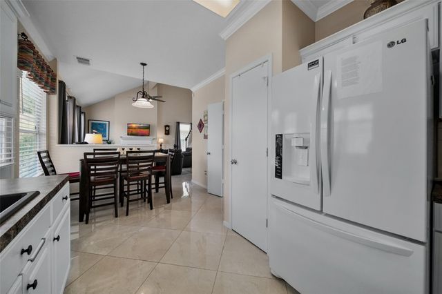 9514 Trailing Moss Drive, Houston, TX 77064