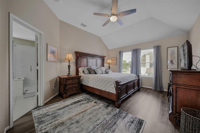 9514 Trailing Moss Drive, Houston, TX 77064