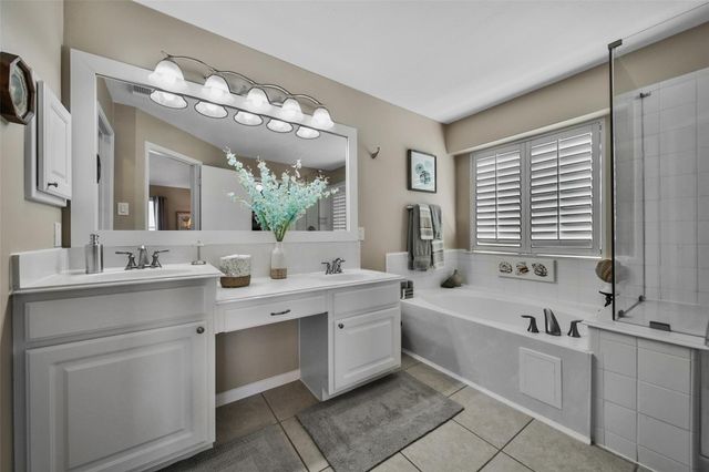 9514 Trailing Moss Drive, Houston, TX 77064