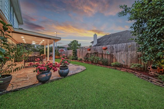 9514 Trailing Moss Drive, Houston, TX 77064