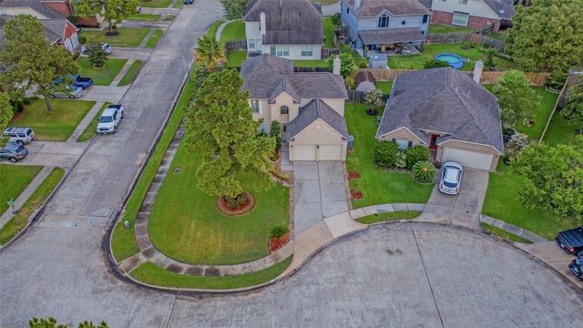 9514 Trailing Moss Drive, Houston, TX 77064