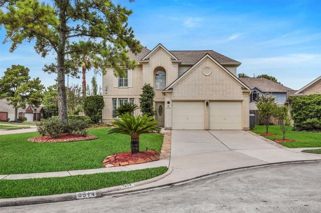 9514 Trailing Moss Drive, Houston, TX 77064