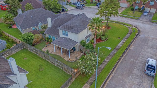 9514 Trailing Moss Drive, Houston, TX 77064