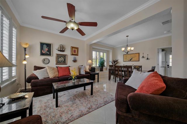 9514 Trailing Moss Drive, Houston, TX 77064