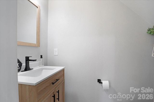 205 Churchill Drive, Kings Mountain, NC 28086