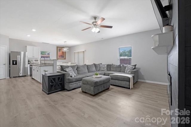 205 Churchill Drive, Kings Mountain, NC 28086