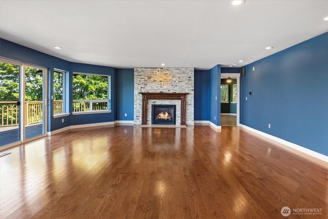 709 22nd Street SW, Puyallup, WA 98371