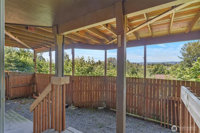 709 22nd Street SW, Puyallup, WA 98371