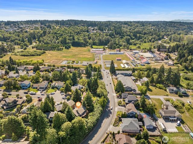 709 22nd Street SW, Puyallup, WA 98371