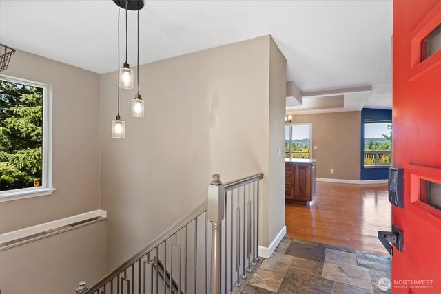 709 22nd Street SW, Puyallup, WA 98371