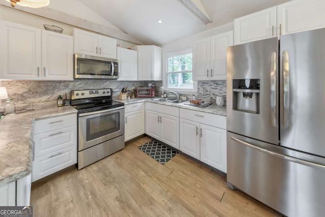 108 Vickie Drive, Hiram, GA 30141