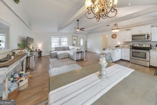 108 Vickie Drive, Hiram, GA 30141