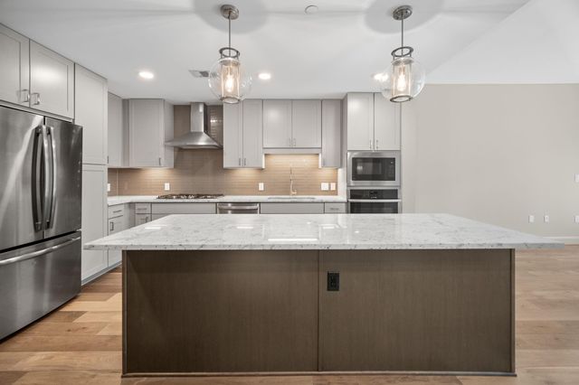 2511 Willowick Road 852, Houston, TX 77027