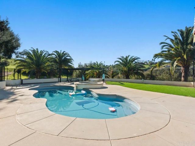 2230 Calle Dos Lomas, Fallbrook, CA 92028