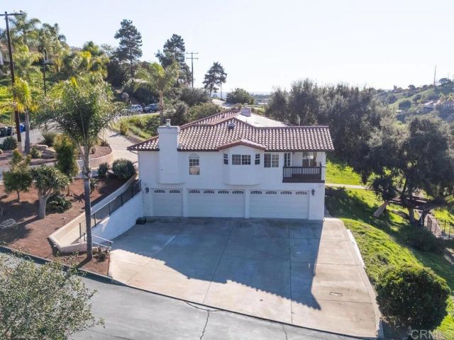 2230 Calle Dos Lomas, Fallbrook, CA 92028