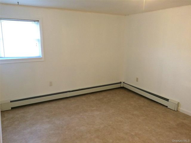 981 McKinley Street, Baldwin, NY 11510