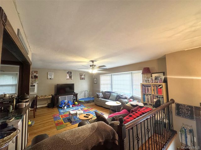 981 McKinley Street, Baldwin, NY 11510