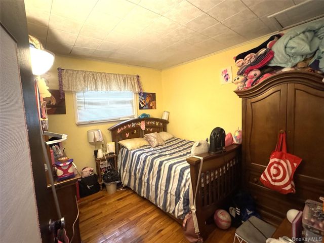 981 McKinley Street, Baldwin, NY 11510