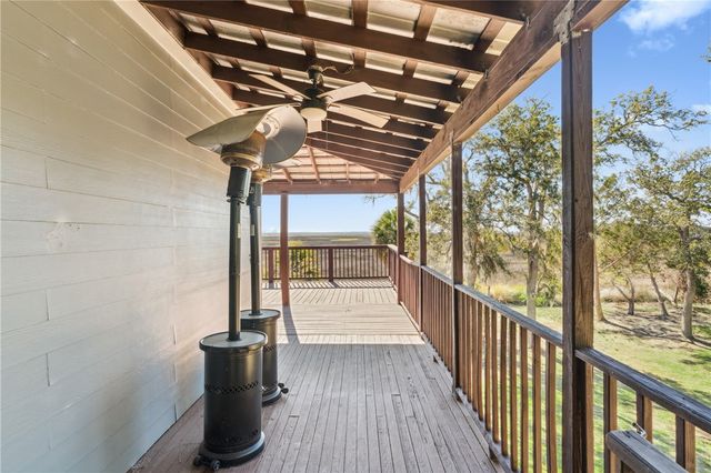 281 Marsh Breeze Lane, Waverly, GA 31565