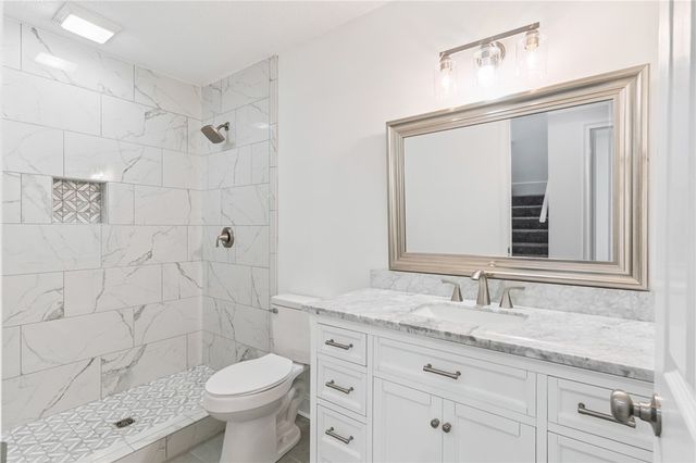 281 Marsh Breeze Lane, Waverly, GA 31565