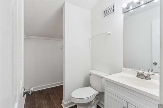 281 Marsh Breeze Lane, Waverly, GA 31565