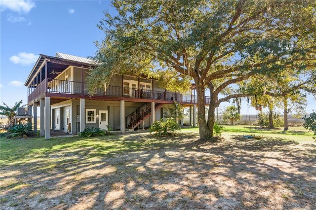 281 Marsh Breeze Lane, Waverly, GA 31565