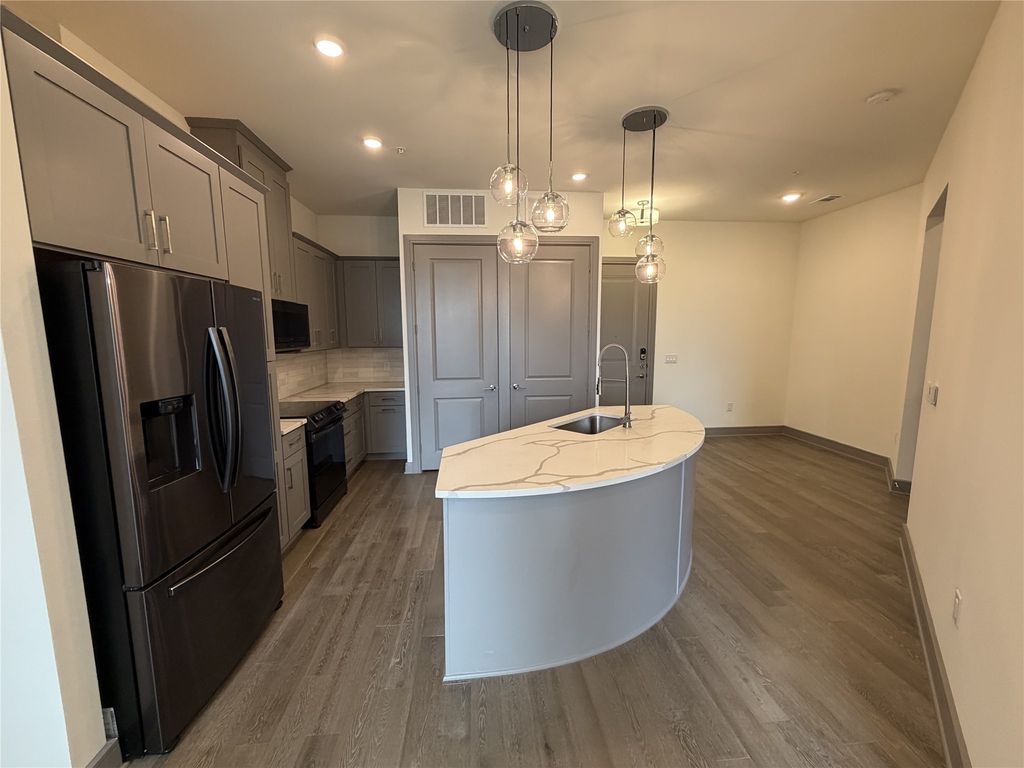 2700 Old Denton Road 3311, Carrollton, TX 75007