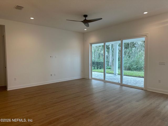 172 OAKMOSS Drive, St. Johns, FL 32259