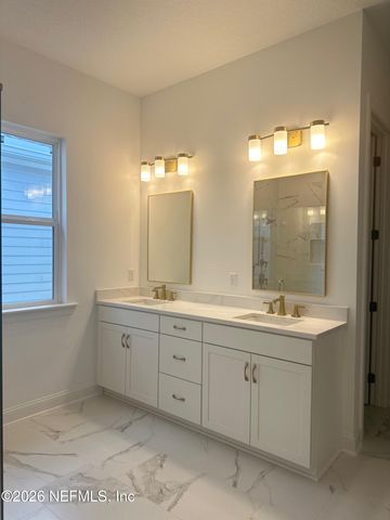 172 OAKMOSS Drive, St. Johns, FL 32259