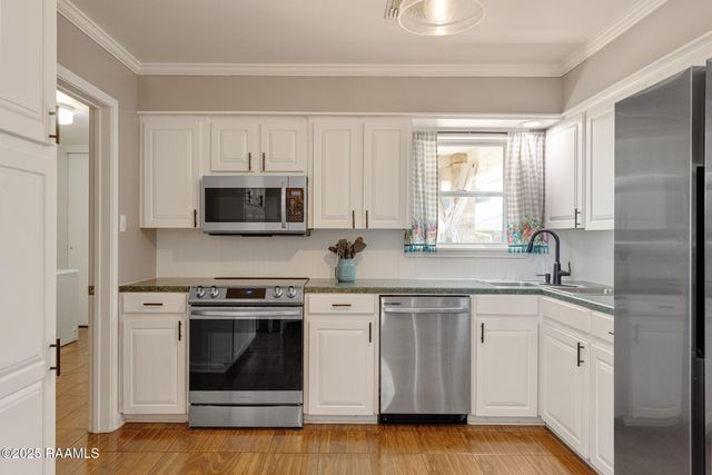 2216 Perry Drive, Abbeville, LA 70510