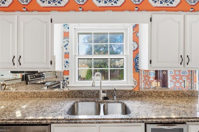 5256 Club Head RD, Virginia Beach, VA 23455