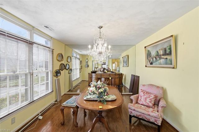 5256 Club Head RD, Virginia Beach, VA 23455