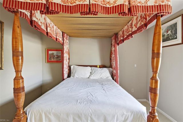 5256 Club Head RD, Virginia Beach, VA 23455