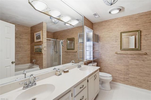 5256 Club Head RD, Virginia Beach, VA 23455