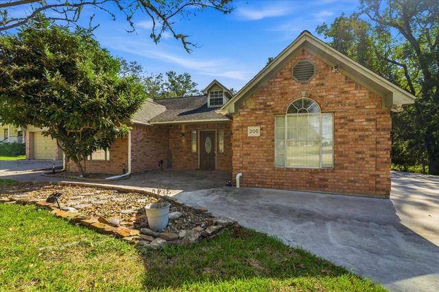 205 Don Q Lane, Baytown, TX 77523