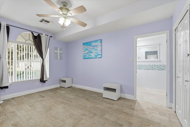 205 Don Q Lane, Baytown, TX 77523