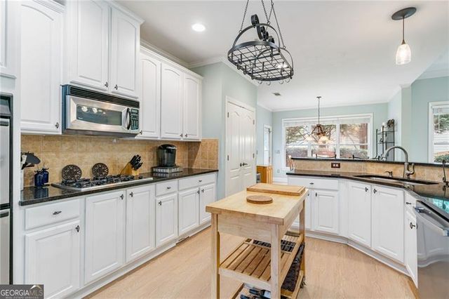 1210 Magnolia Park Circle, Cumming, GA 30040