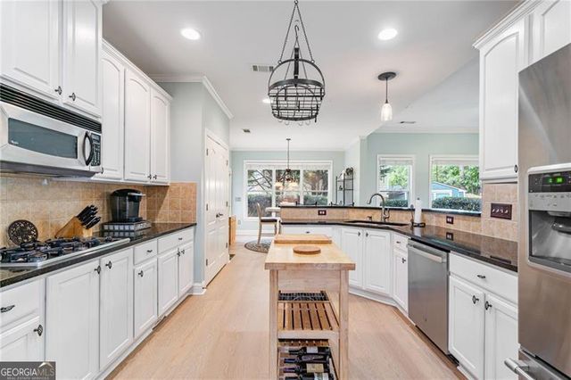 1210 Magnolia Park Circle, Cumming, GA 30040