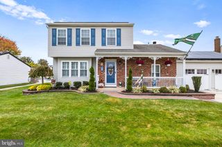 10 MENKAR AVE, Sewell, NJ 08080