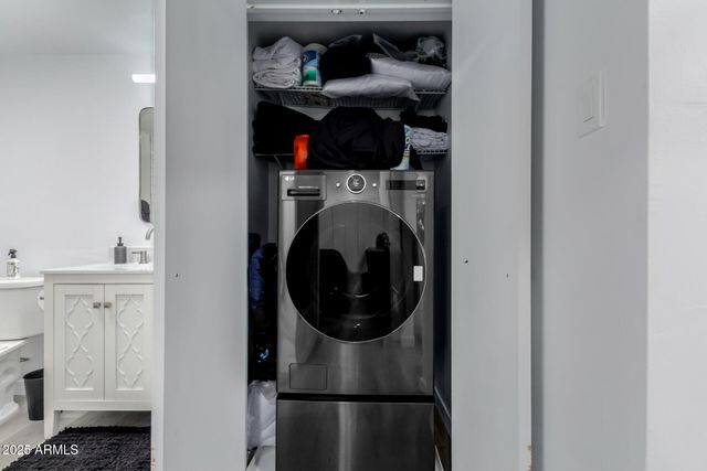 6125 E INDIAN SCHOOL Road 193, Scottsdale, AZ 85251