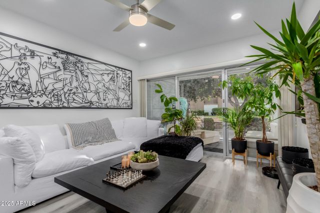 6125 E INDIAN SCHOOL Road 193, Scottsdale, AZ 85251