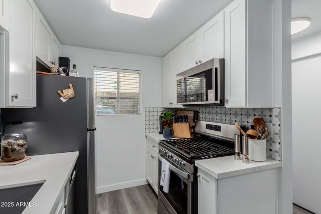 6125 E INDIAN SCHOOL Road 193, Scottsdale, AZ 85251