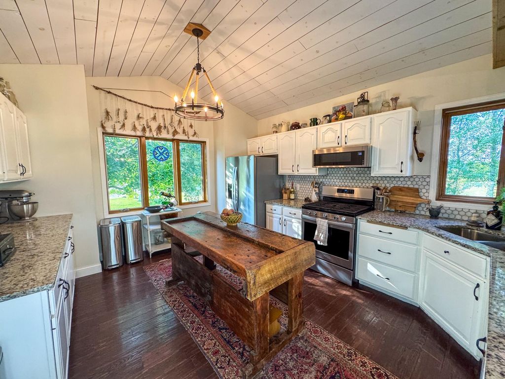 1656 Mark Court, Shakopee, MN 55379 — photo 4
