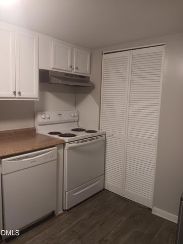 500 Umstead Drive C206, Chapel Hill, NC 27516